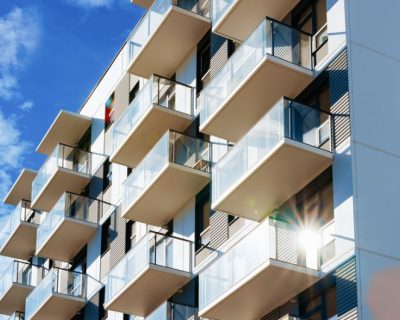 ¿Por qué es relevante la orientación de la vivienda?