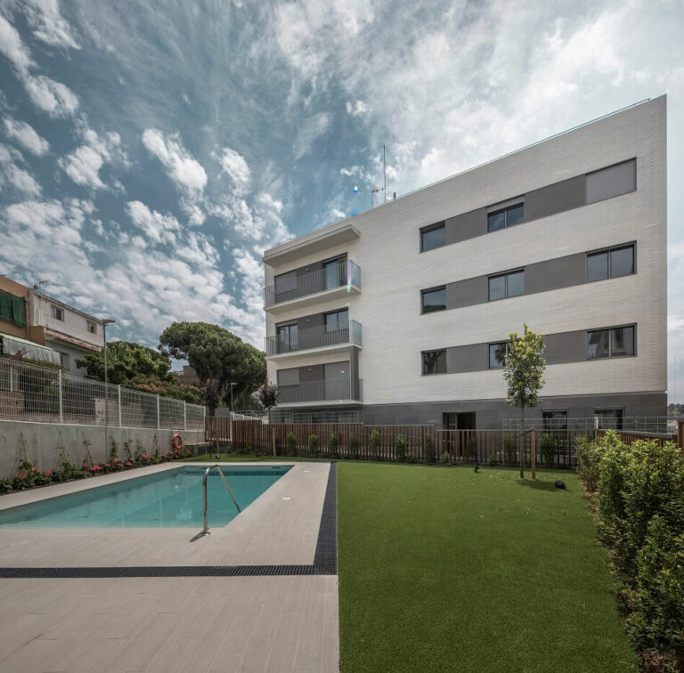 Casa sana L'Om de Tiana