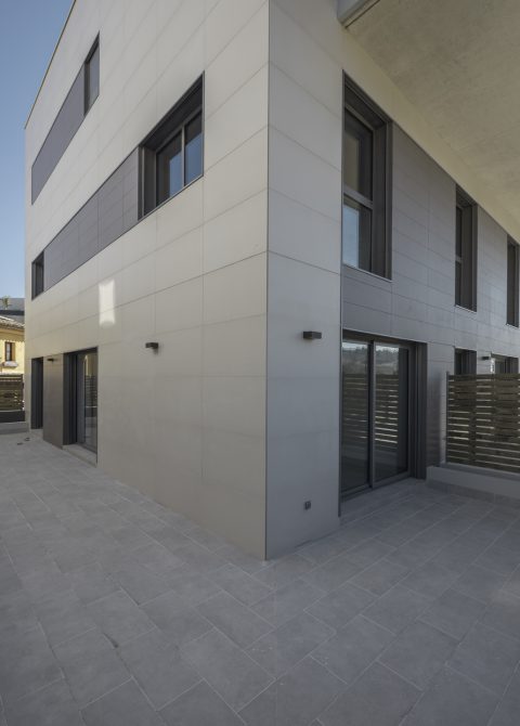 Bajos duplex Tiana